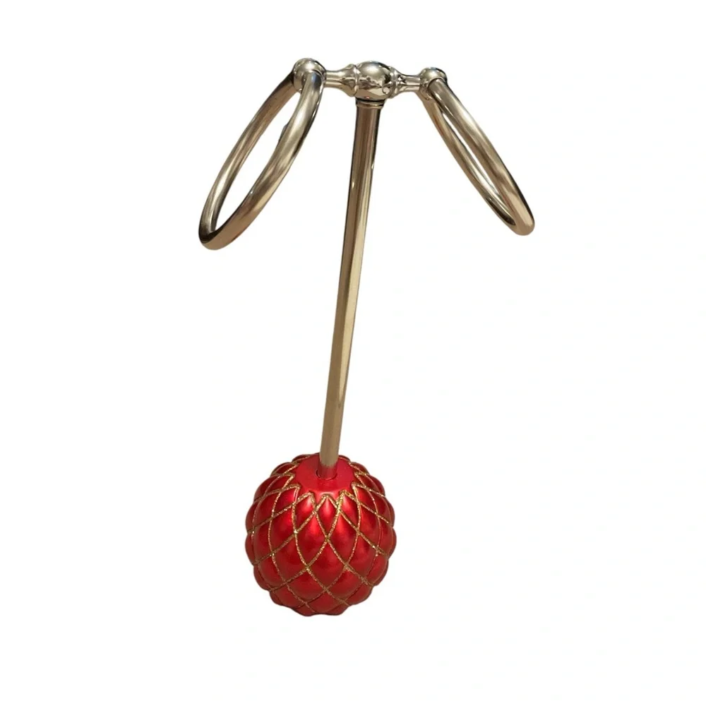 Christmas Red Gold Quilted Silver Bathroom Hand Face Towel Holder